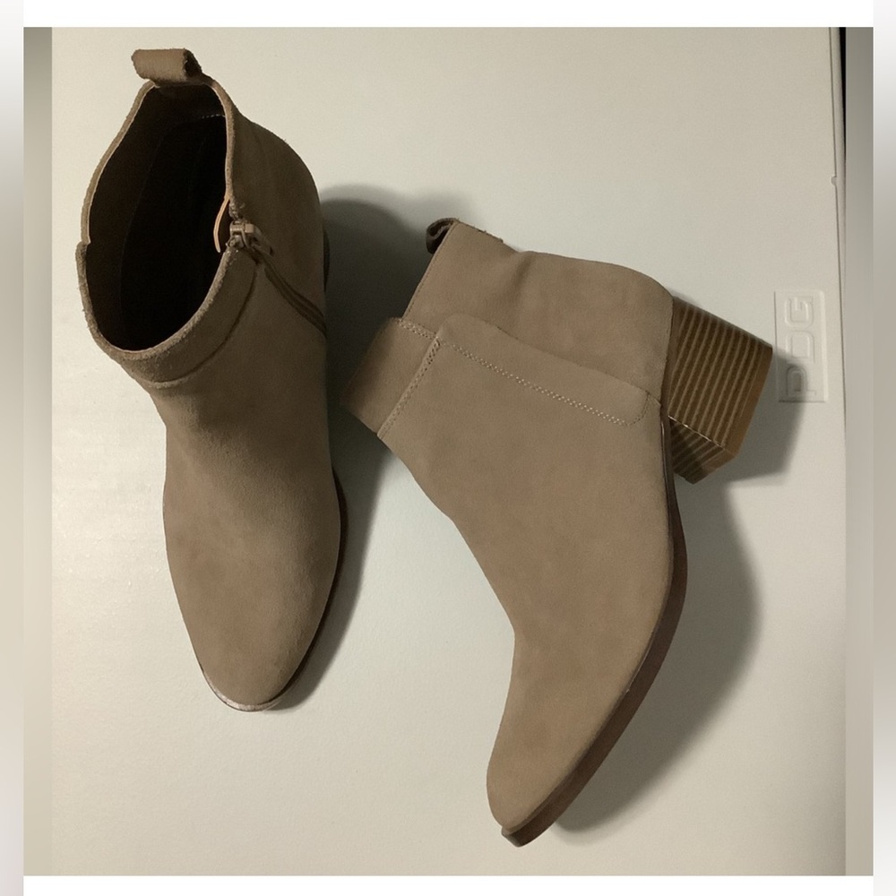 GAP ankle boots